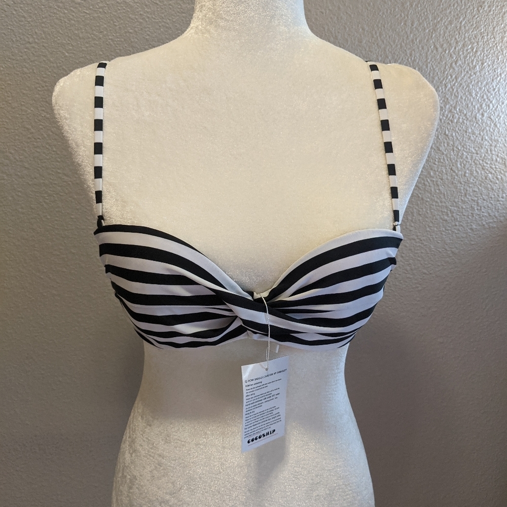 New Cocoship Convertible Black And White Striped Bikini Swim Top Size Small